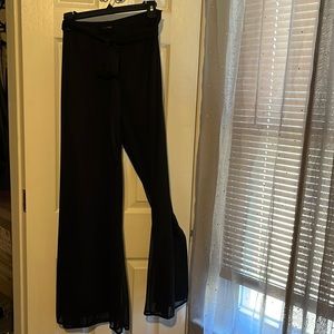 Woman’s black pants size M…..NWOT